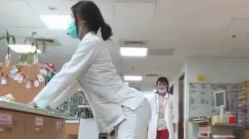日本护士的毛：震惊！医院内部调查揭露护士长暗藏惊人秘密，数名护士竟卷入不当行为引热议！